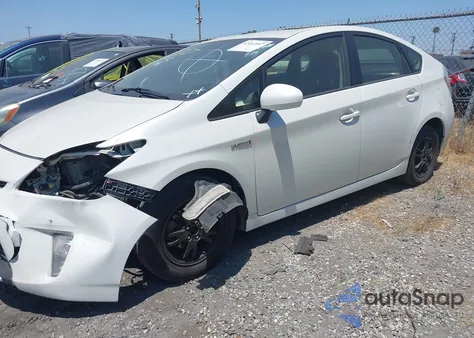 2015 Toyota Prius Three z USA, uszkodzony, nr VIN JTDKN3DU9F0399962